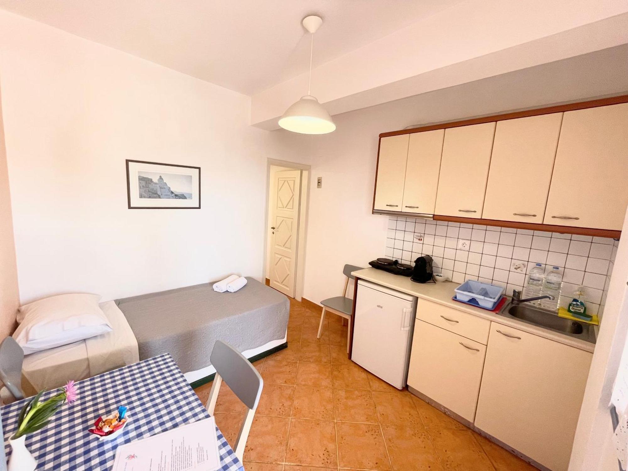 Asterias Mini Coastal Apartments Perivolos  Exterior foto